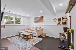 4525 Silas Hutchinson Dr, Chantilly, VA 20151 - Photo 14