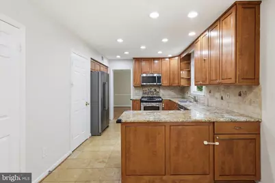 7316 Walnut Knoll Drive, Springfield, VA 22153 - Photo 46