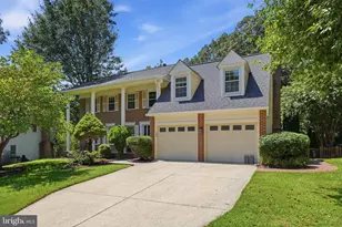 7316 Walnut Knoll Dr, Springfield, VA 22153 - Photo 2