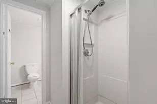 7316 Walnut Knoll Dr, Springfield, VA 22153 - Photo 20