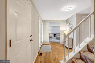 7809 Roundabout Way, Springfield, VA 22153 - Photo 2