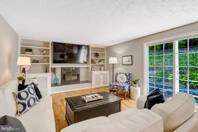 7809 Roundabout Way, Springfield, VA 22153 - Photo 4