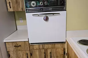 7113 Norwalk St, Falls Church, VA 22043 - Photo 8