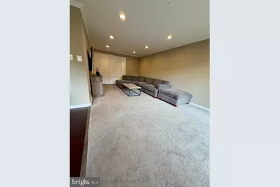 3101 S Manchester Street #420, Falls Church, VA 22044 - Photo 4