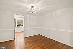 8219 Doctor Craik Ct, Alexandria, VA 22306 - Photo 4