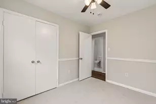 8219 Doctor Craik Ct, Alexandria, VA 22306 - Photo 20