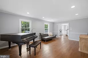 8354 Old Dominion Dr, McLean, VA 22102 - Photo 8