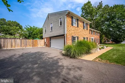 8354 Old Dominion Drive, McLean, VA 22102 - Photo 58