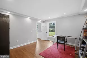 8354 Old Dominion Dr, McLean, VA 22102 - Photo 10