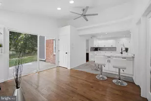 8354 Old Dominion Dr, McLean, VA 22102 - Photo 16