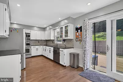 7331 Rolling Oak Lane, Springfield, VA 22153 - Photo 10
