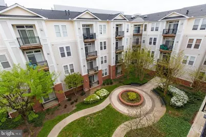 2665 Prosperity Avenue #403, Fairfax, VA 22031 - Photo 2