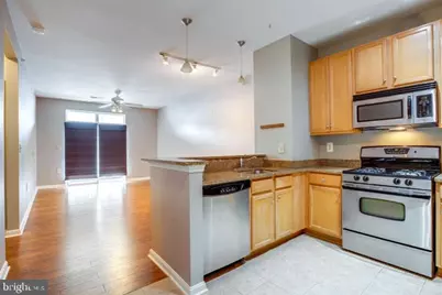 2665 Prosperity Avenue #403, Fairfax, VA 22031 - Photo 18