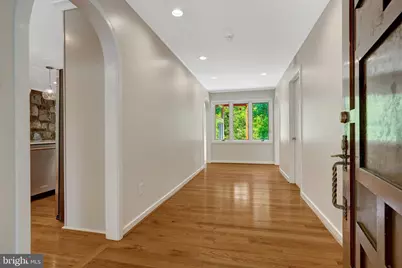 6952 Kyleakin Court, McLean, VA 22101 - Photo 8