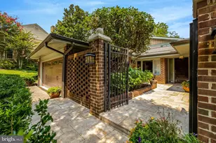 6952 Kyleakin Ct, McLean, VA 22101 - Photo 4