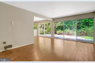 8701 Norfolk Avenue, Annandale, VA 22003 - Photo 4