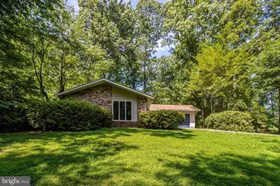 8701 Norfolk Avenue, Annandale, VA 22003 - Photo 32
