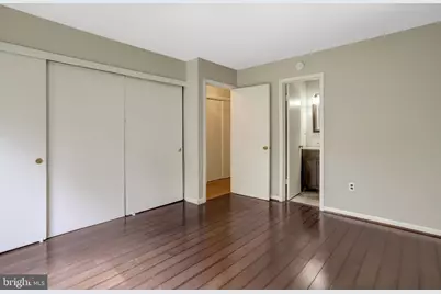 8701 Norfolk Avenue, Annandale, VA 22003 - Photo 20