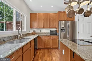 6701 Ordsall St, Alexandria, VA 22315 - Photo 14