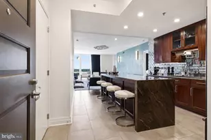 8220 Crestwood Heights Dr, McLean, VA 22102 - Photo 6