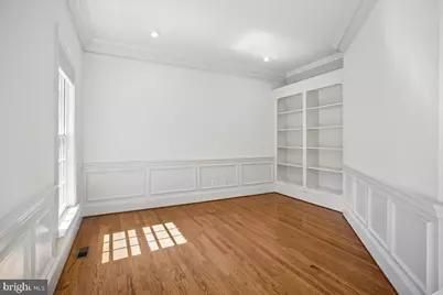 9870 Palace Green Way, Vienna, VA 22181 - Photo 22