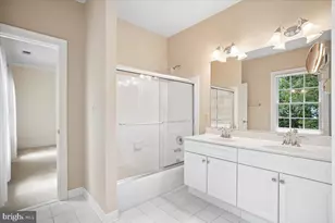 9870 Palace Green Way, Vienna, VA 22181 - Photo 44