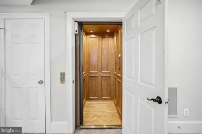9870 Palace Green Way, Vienna, VA 22181 - Photo 34