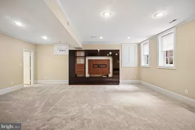 9870 Palace Green Way, Vienna, VA 22181 - Photo 52