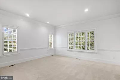 9870 Palace Green Way, Vienna, VA 22181 - Photo 26