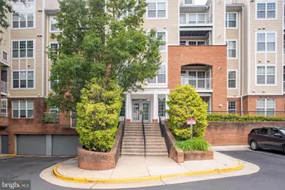 2720 Bellforest Court #401, Vienna, VA 22180 - Photo 4