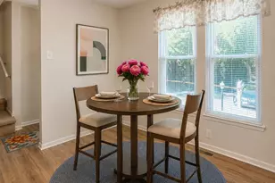 11013 Barton Hill Ct, Reston, VA 20191 - Photo 4
