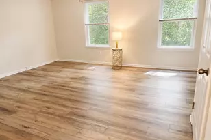11013 Barton Hill Ct, Reston, VA 20191 - Photo 8