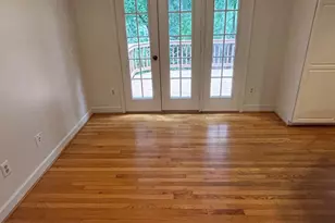 3945 Valley Ridge Dr, Fairfax, VA 22033 - Photo 6