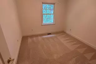 3945 Valley Ridge Dr, Fairfax, VA 22033 - Photo 12
