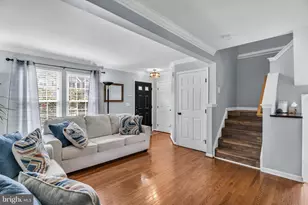 6204 Battalion St, Centreville, VA 20121 - Photo 4