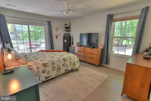 2220 Springwood Dr, Reston, VA 20191 - Photo 36