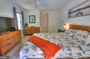 2220 Springwood Dr, Reston, VA 20191 - Photo 40