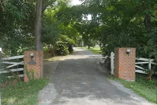8971 Fort Hunt Rd, Alexandria, VA 22308 - Photo 1