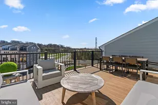 2 Curiosity Dr, Herndon, VA 20171 - Photo 36