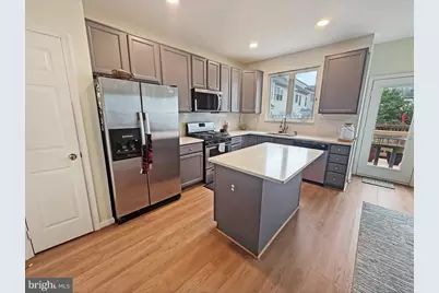 2535 James Monroe Circle, Herndon, VA 20171 - Photo 2