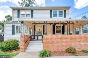 3120 Chepstow Ln, Falls Church, VA 22042 - Photo 2