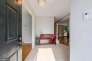 2320 Rosedown Dr, Reston, VA 20191 - Photo 6