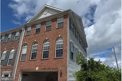6350 Regal Oak Drive, Springfield, VA 22152 - Photo 1