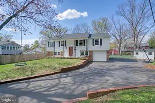 12805 Point Pleasant Dr, Fairfax, VA 22033 - Photo 1