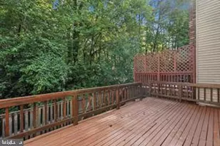 3977 Burning Bush Ct, Fairfax, VA 22033 - Photo 32