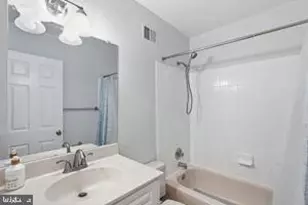 3977 Burning Bush Ct, Fairfax, VA 22033 - Photo 22