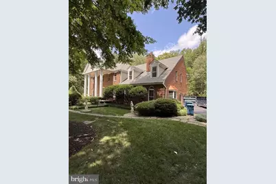 11540 Quailwood Manor Drive, Fairfax Station, VA 22039 - Photo 2