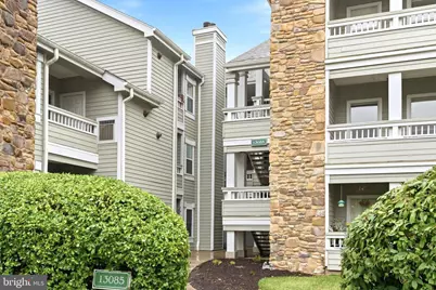 13085 Autumn Woods Way #105, Fairfax, VA 22033 - Photo 2