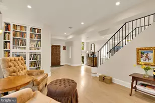 5848 Aspen Wood Ct, McLean, VA 22101 - Photo 4