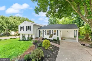 5141 Bradfield Dr, Annandale, VA 22003 - Photo 2